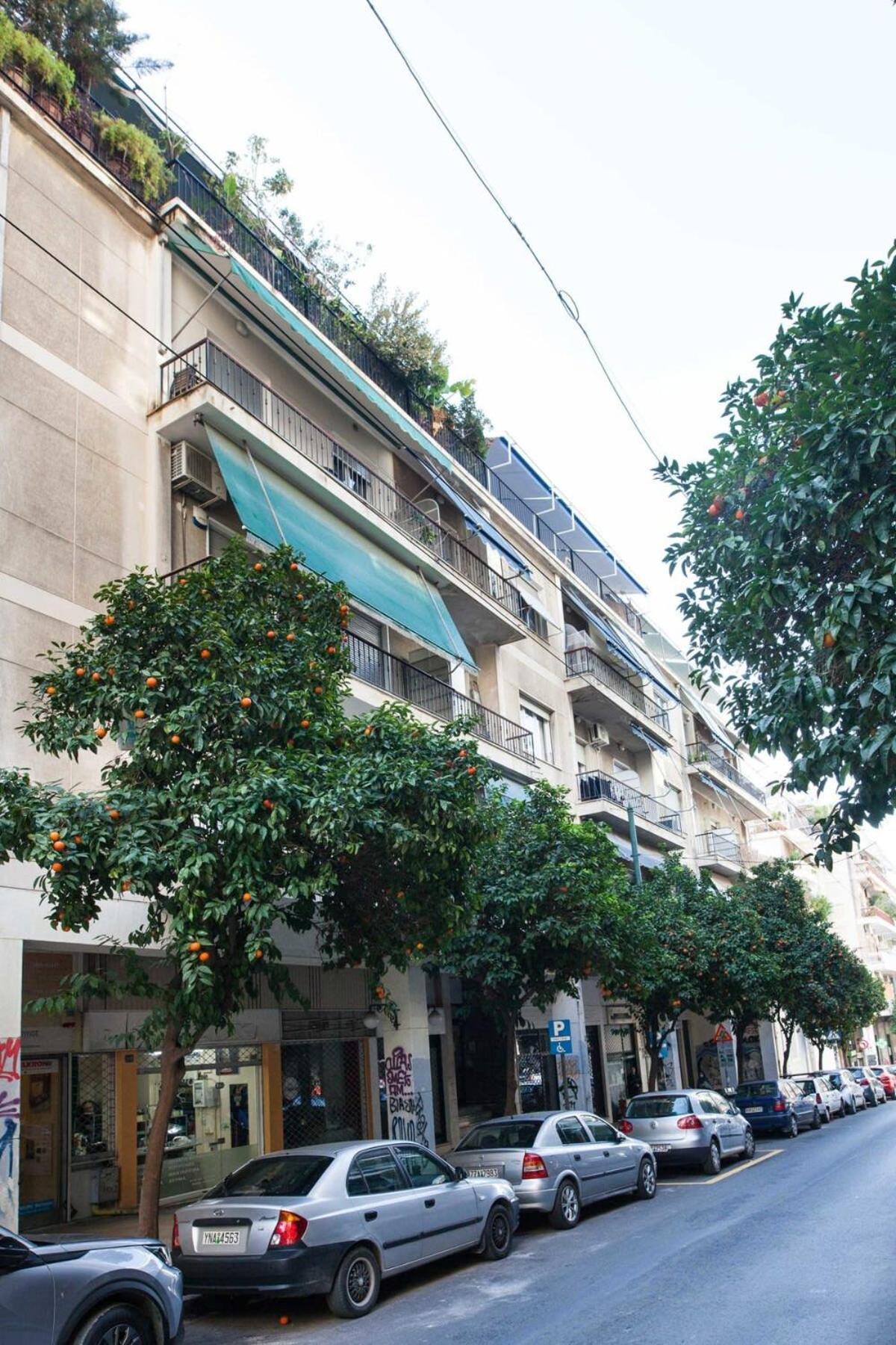 Charming Vintage 2Br Apartment With Balcony In Koukaki Atenas Exterior foto